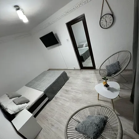 Oly Apartman