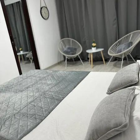 Oly Apartment Navodari